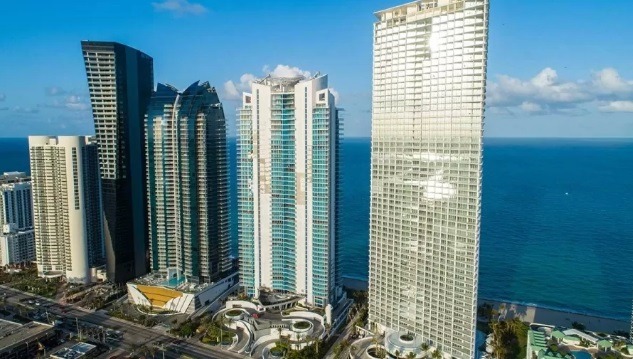 Prédios de luxo estão afundando na costa de Miami e deixam cidade em alerta