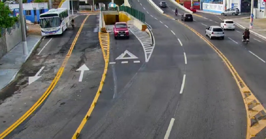 Lei do Farol começa a valer no Brasil: veja regras