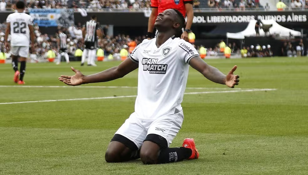 Destaque do Botafogo na Libertadores e Brasileiro deixará o clube; confira
