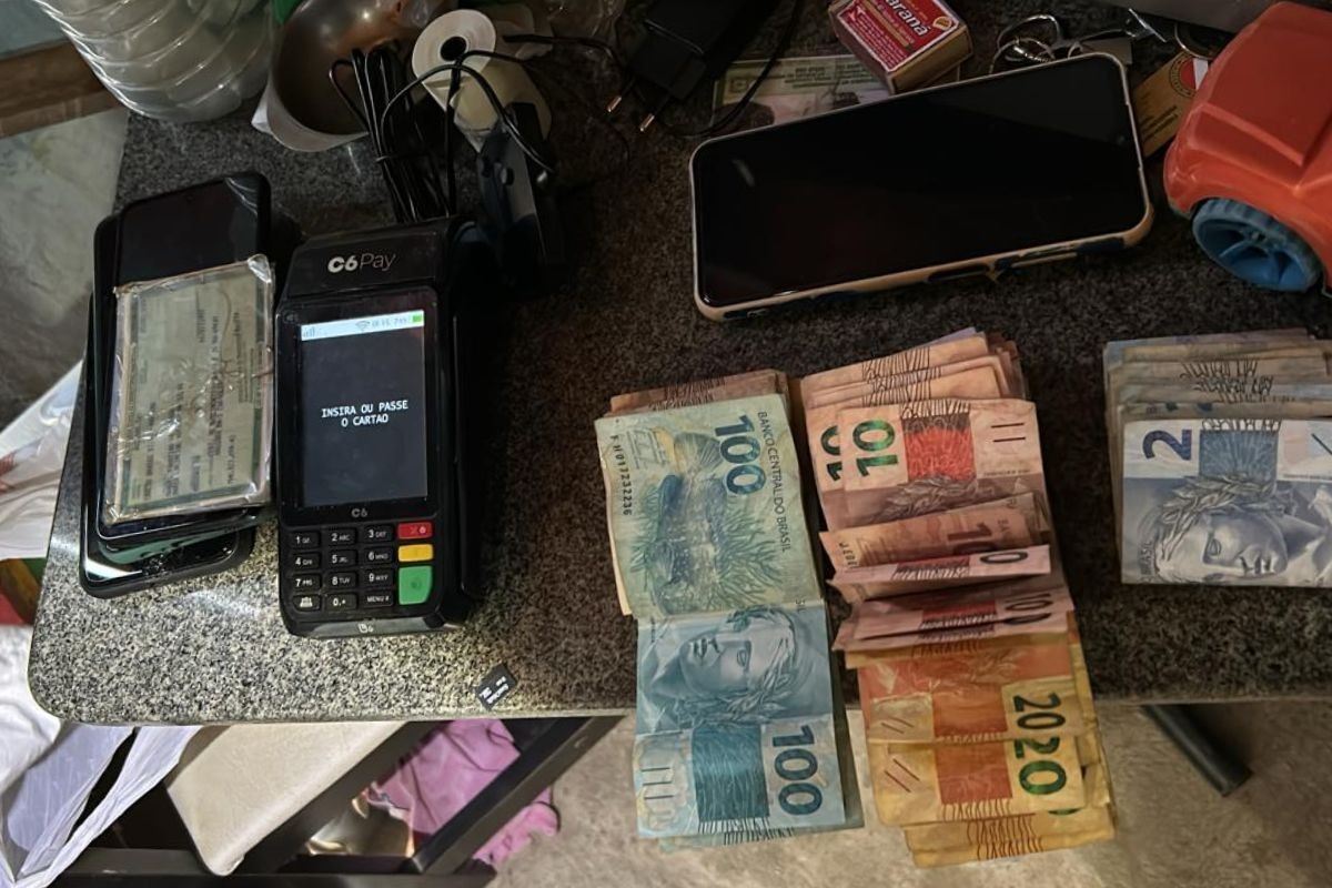 Operação em Mossoró desarticula esquema de tráfico de drogas e prende quatro suspeitos