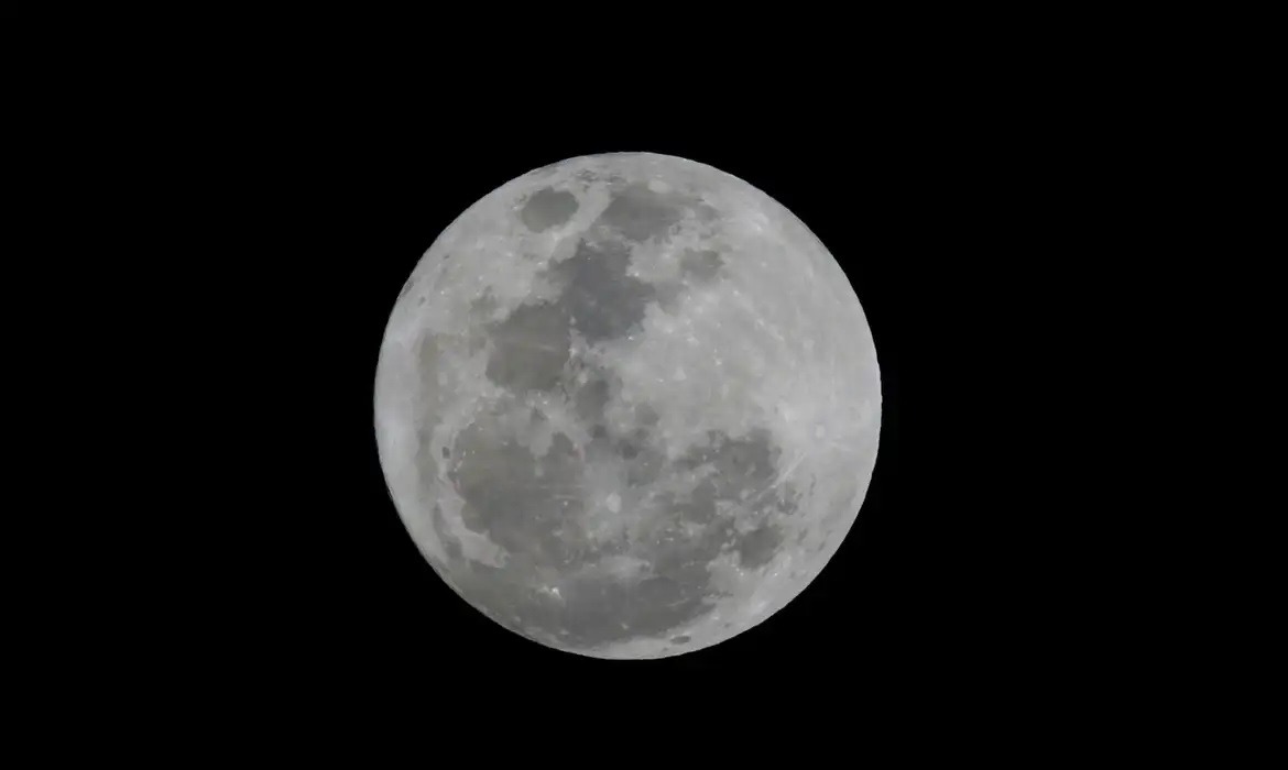 Chuvas de meteoro e eclipses: confira calendário astronômico de 2025
