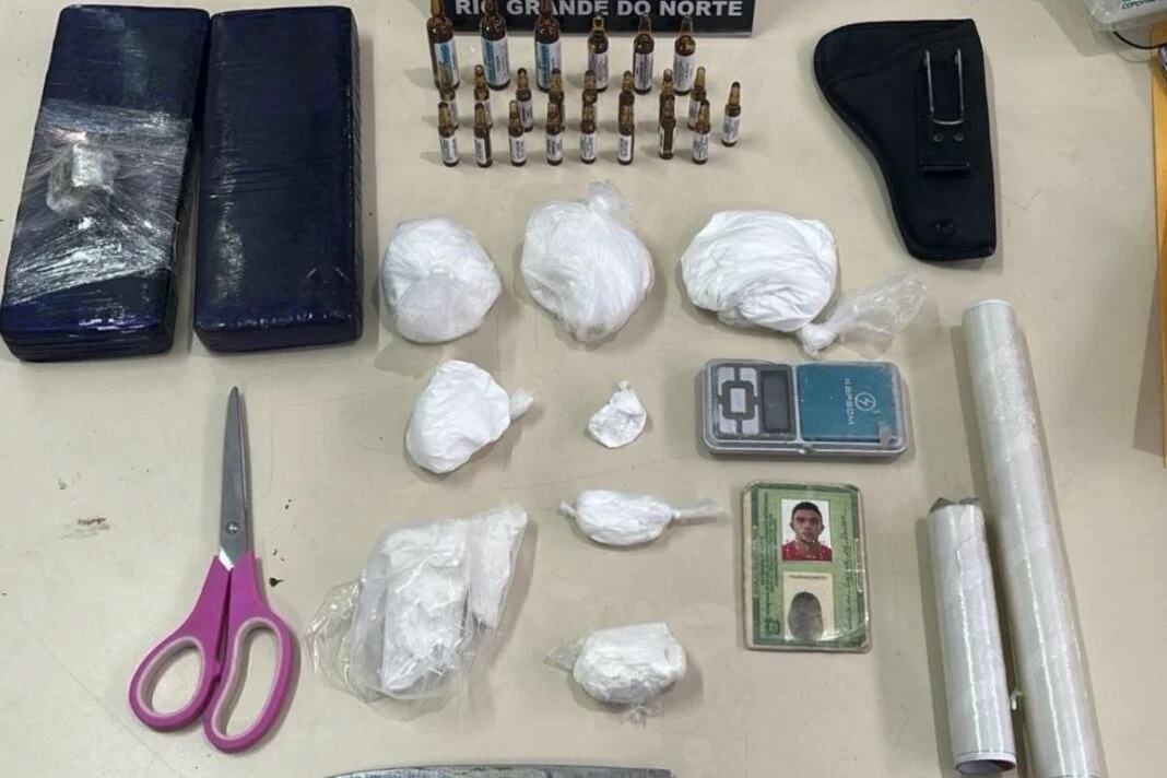Operação apreende R$ 33 mil em drogas e medicamentos em Mossoró