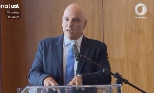 VÍDEO: Redes sociais só vão operar no Brasil se respeitarem as leis, diz Alexandre de Moraes