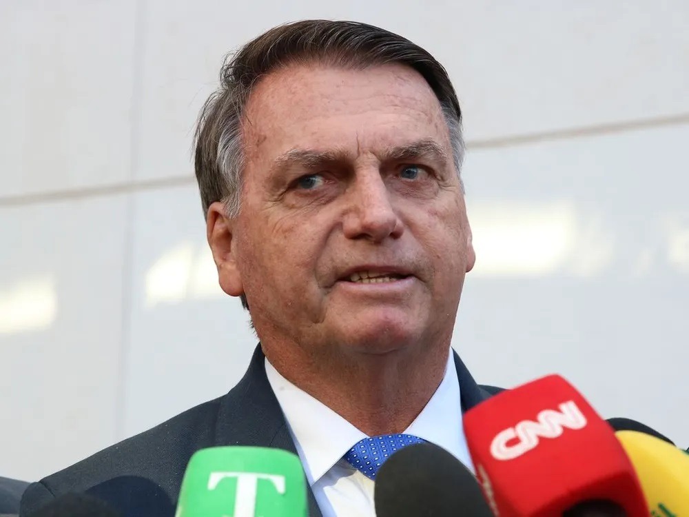 Novo advogado de Bolsonaro fala em investigação enviesada e sem provas