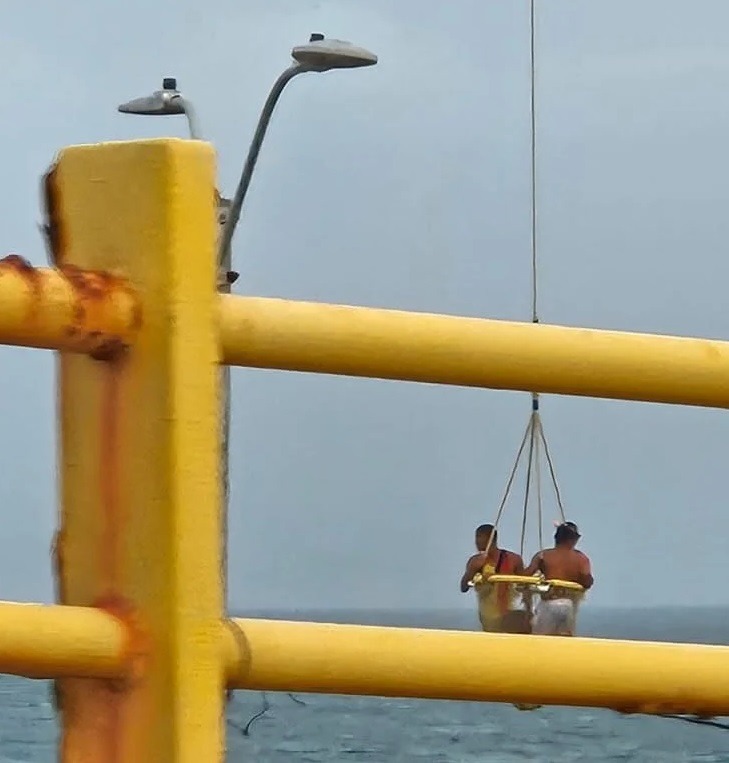 Bombeiros resgatam quatro vítimas de afogamento no litoral de Natal