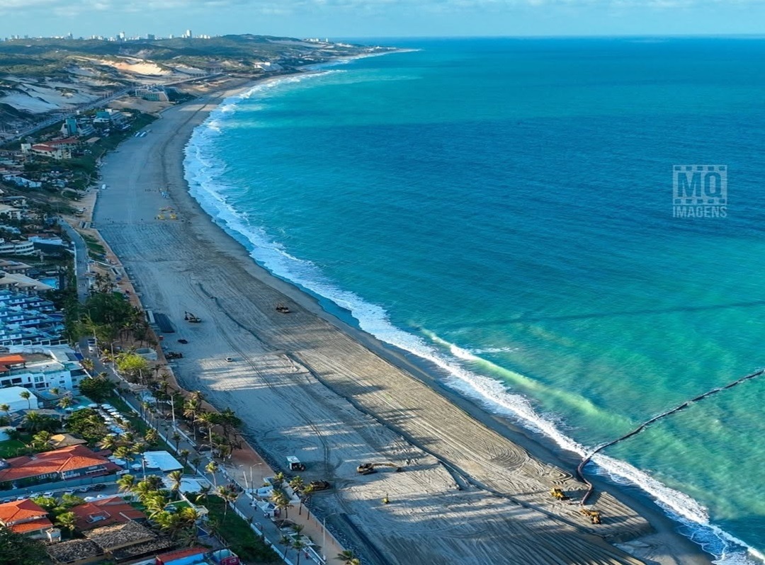 Inclinação do aterro será suavizada ao longo do tempo, diz secretário sobre banho mais perigoso em Ponta Negra