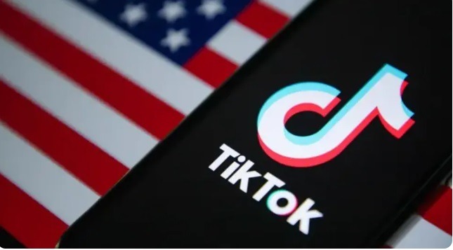 TikTok sai do ar nos EUA após Justiça validar lei