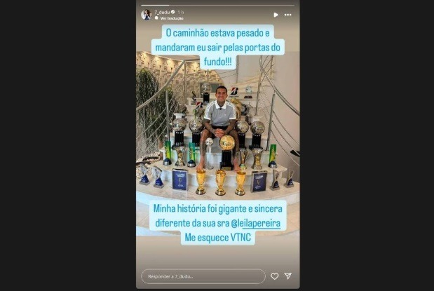 Entidade aciona Justiça Desportiva contra atacante Dudu por xingar Leila Pereira