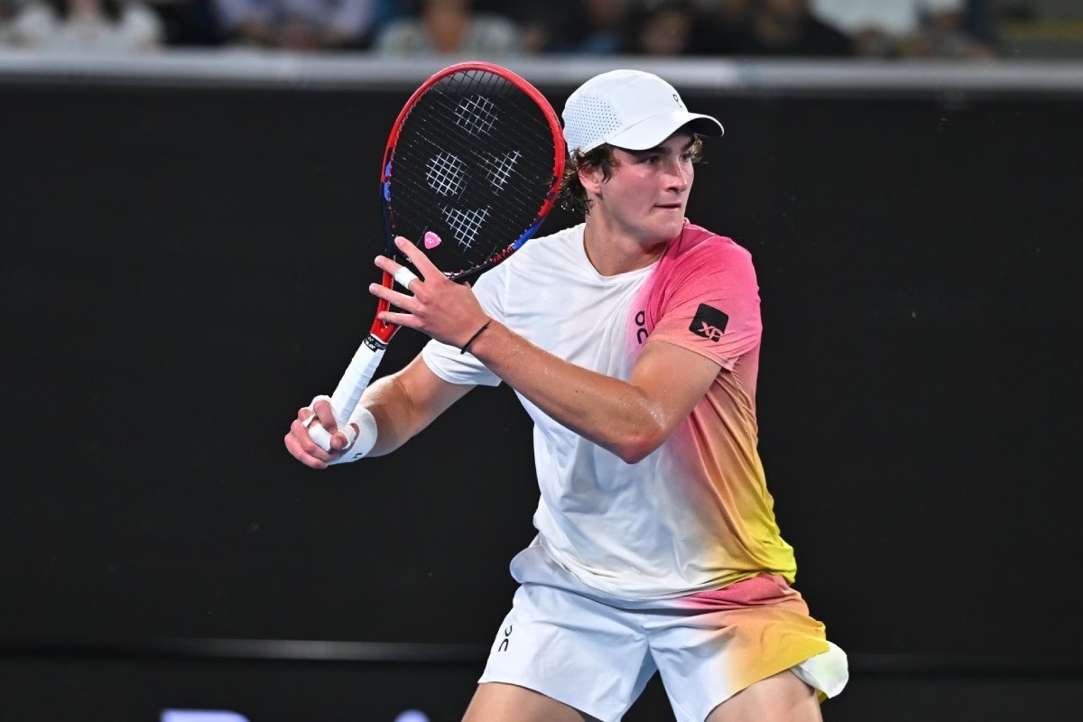 Tênis: João Fonseca supera Guga e se torna o brasileiro mais jovem a entrar no Top 100 da ATP