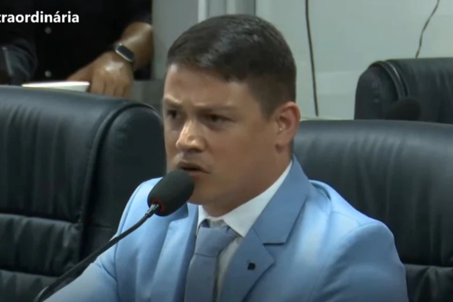 “Sou bom de bofete”, diz vereador de Mossoró em sessão tensa na Câmara Municipal; assista