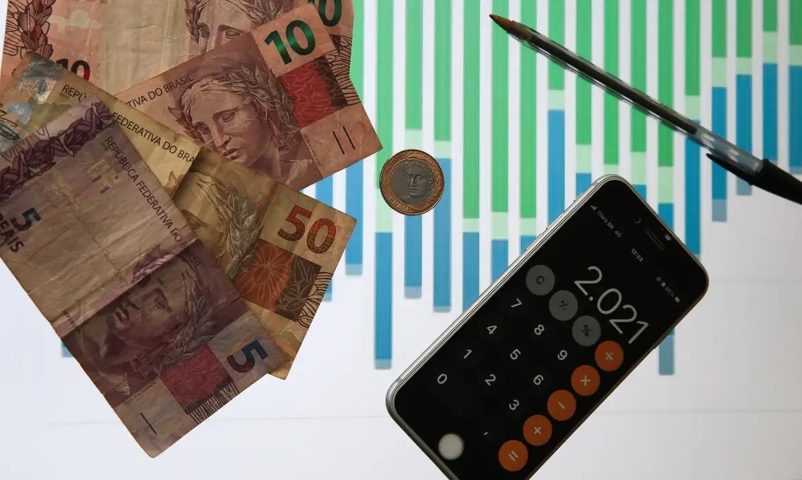 Empresas estatais federais registram rombo de R$ 6,7 bilhões em 2024, o maior em 23 anos