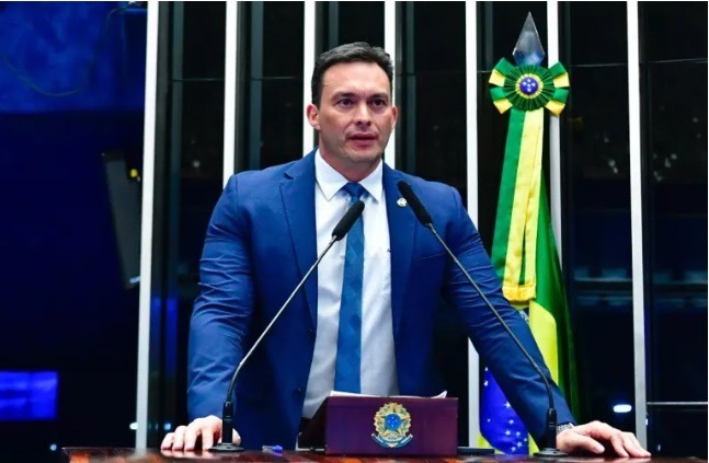 Styvenson Valentim deixa Podemos e se filia ao PSDB