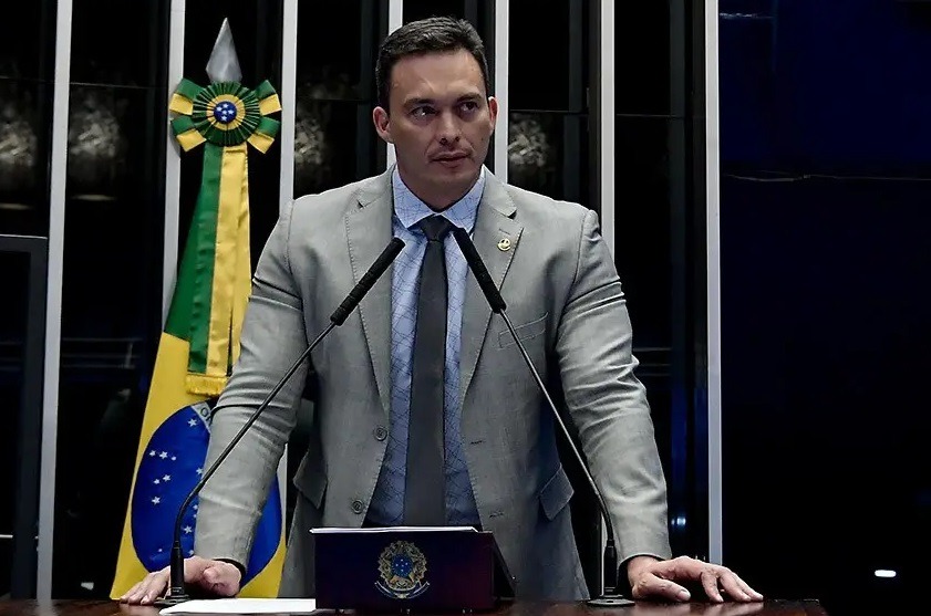 Styvenson é suplente na mesa diretora do Senado