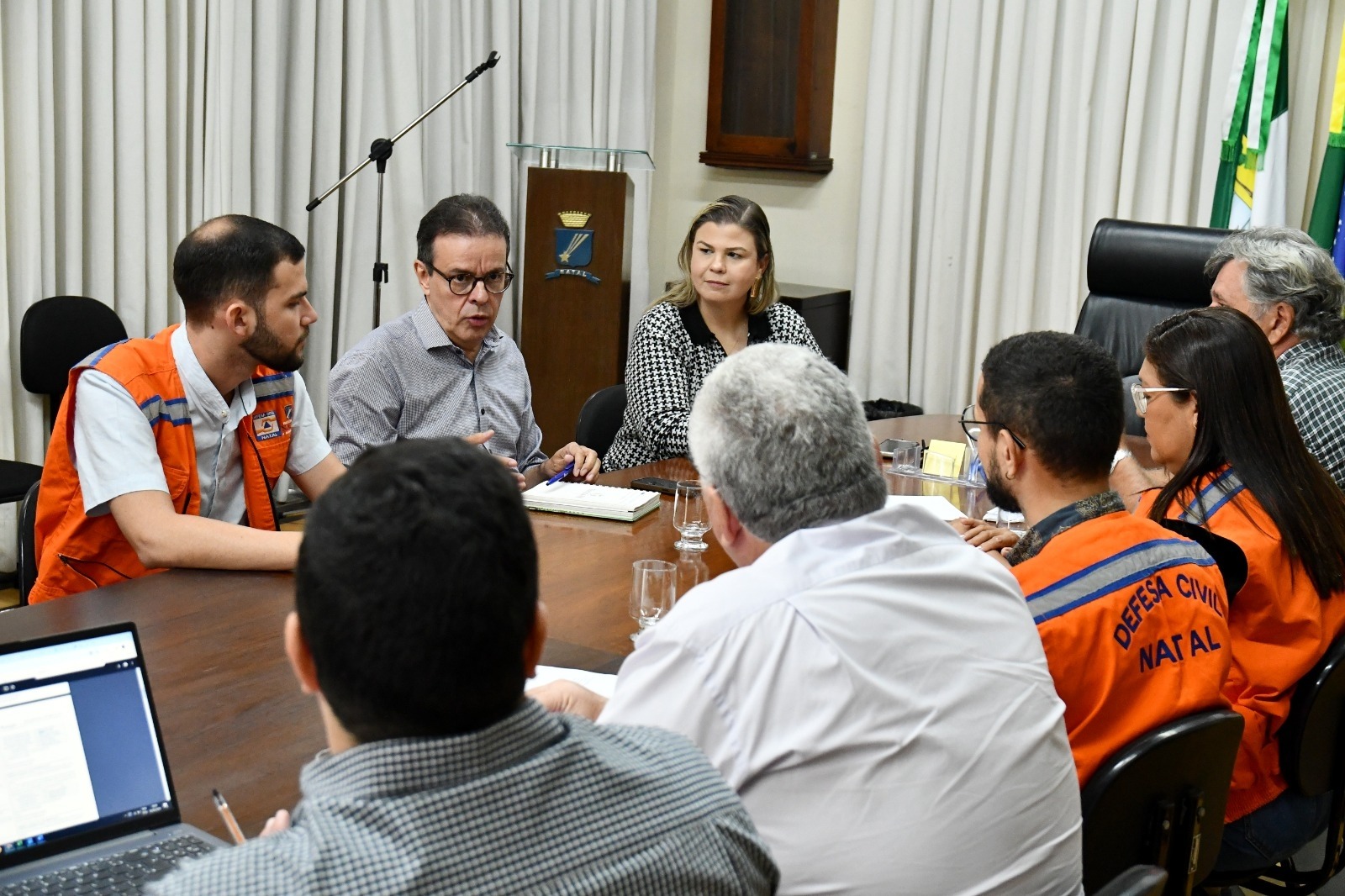 Prefeitura planeja ações de prevenção e respostas aos efeitos das chuvas em Natal
