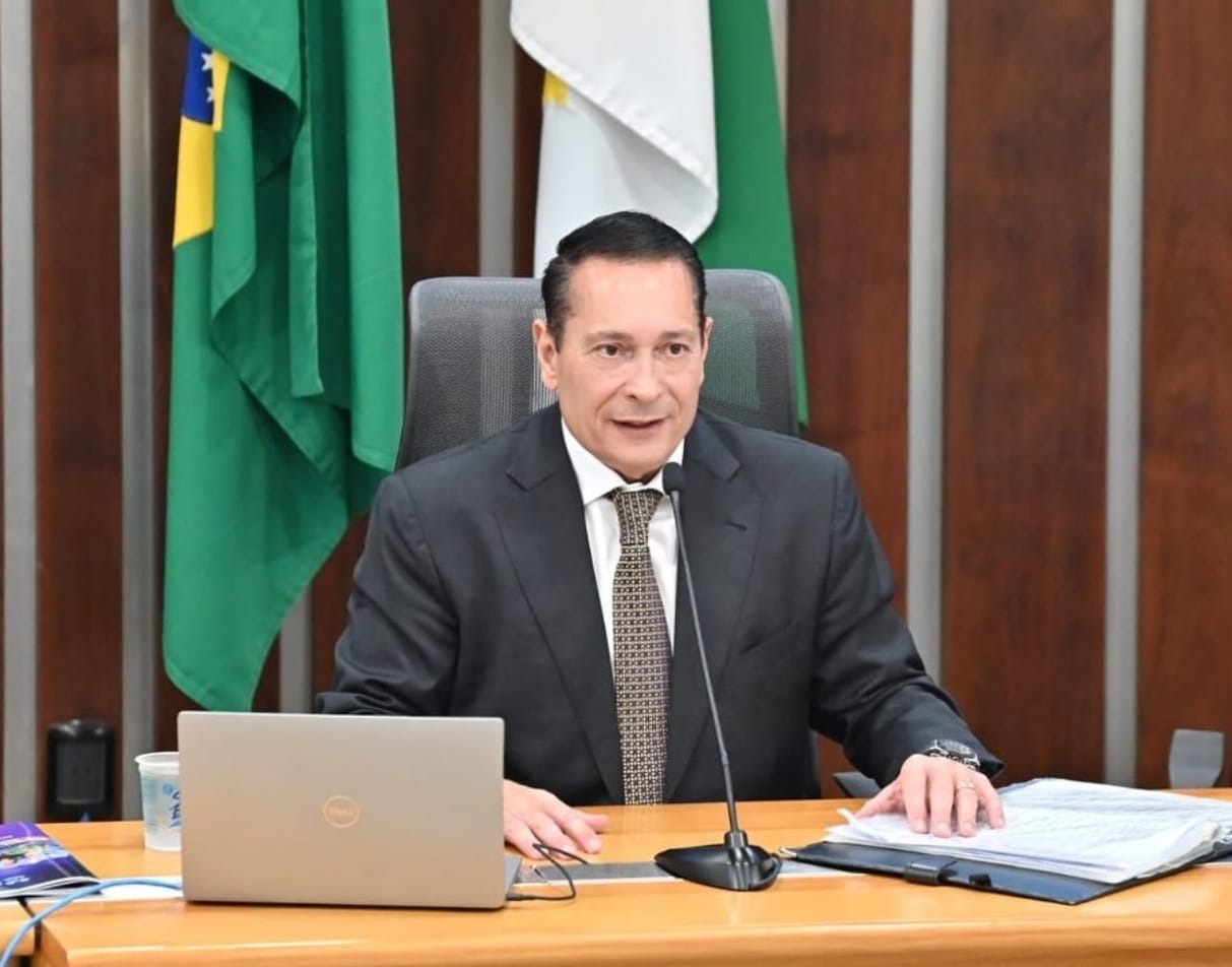 Decisão do STF que retirou presidente da Assembleia da Bahia pode comprometer reeleição de Ezequiel Ferreira