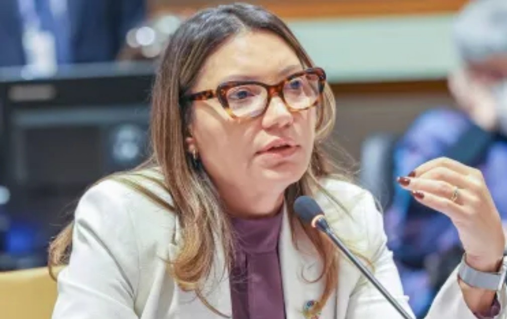 Pesquisa AtlasIntel diz que 58% dos brasileiros tem imagem negativa de Janja; 32%, positiva