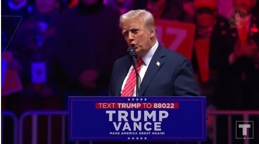 Trump diz que Putin concordou em iniciar 'imediatamente' negociações pelo fim da guerra na Ucrânia