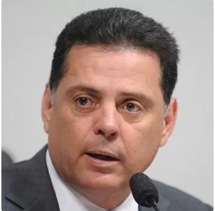 Gilmar Mendes suspende investigação contra Marconi Perillo em Goiás