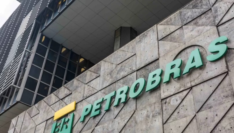 TCU aponta superfaturamento de R$ 12,6 mi em refinaria da Petrobras