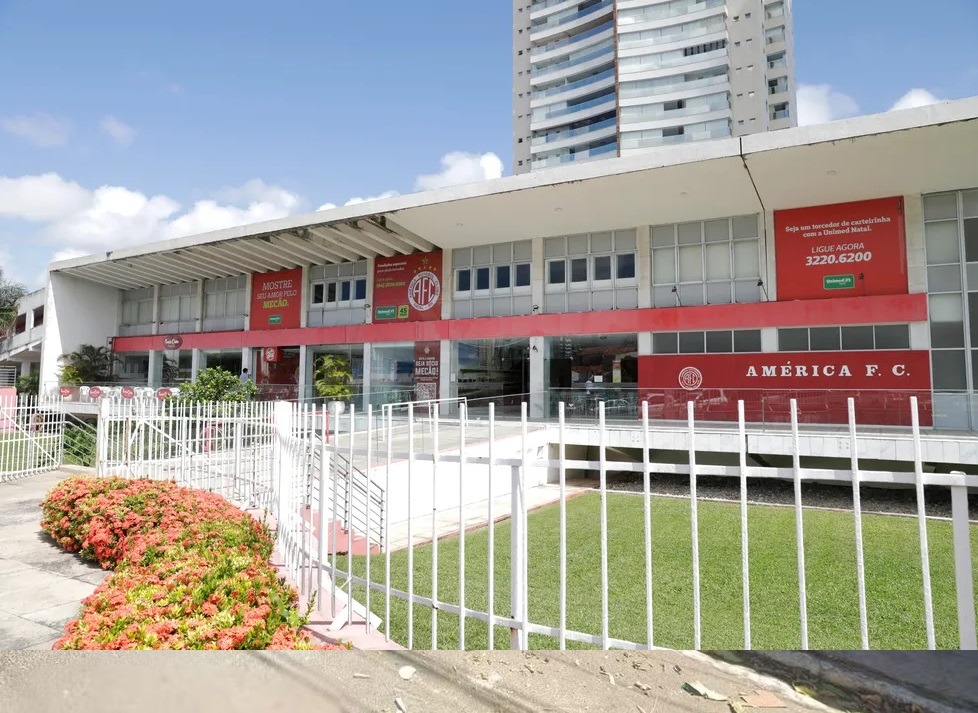 Justiça determina penhora da sede social do América