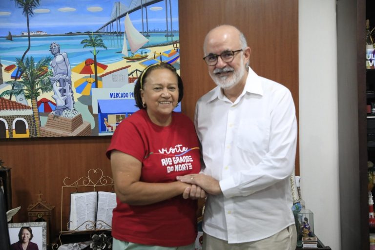 Fátima anuncia mudança na secretaria de Saúde; veja quem assume