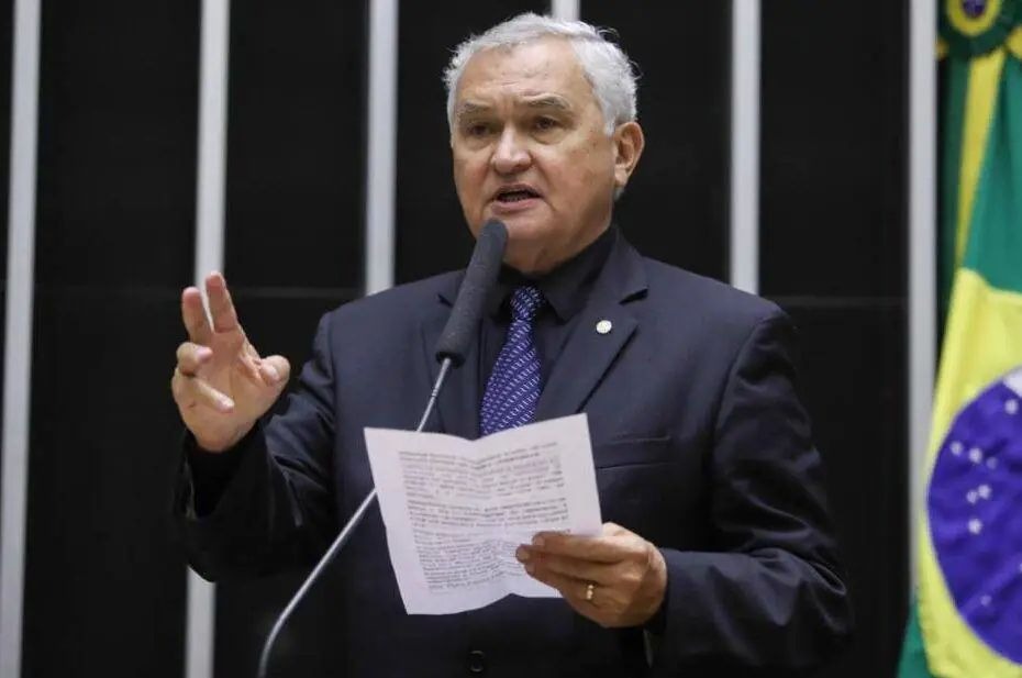 General Girão critica denúncia da PGR contra Bolsonaro: ‘Cortina de fumaça’