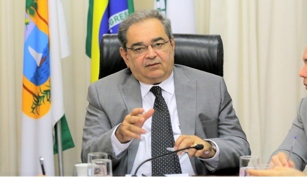Justiça mantém provas e inclui ex-prefeito Álvaro Dias como réu em ação por abuso de poder nas eleições