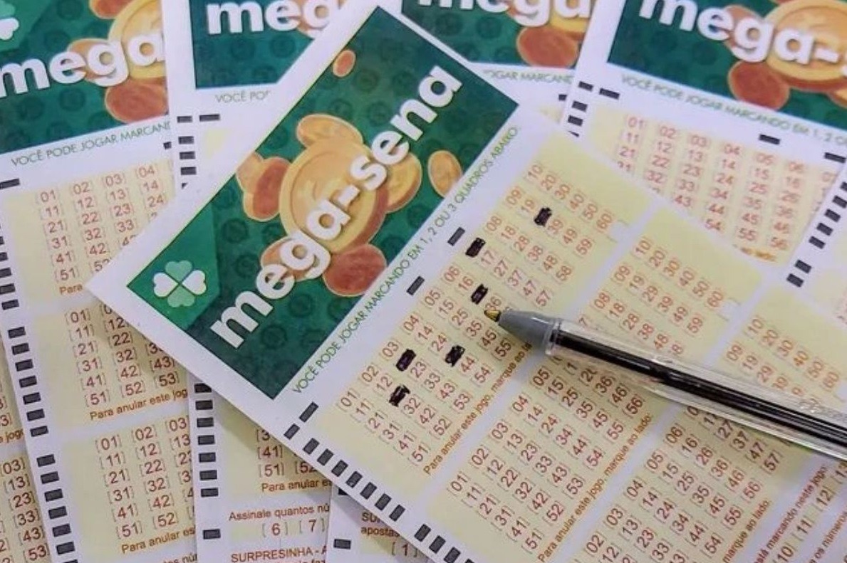 Mega-Sena acumula e chega a R$ 120 milhões; veja os números sorteados
