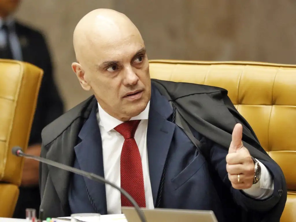 Rede social de Trump e Rumble pedem liminar contra Moraes para impedir cumprimento de ordens