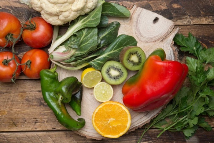 Confira 8 frutas e verduras com poucas calorias para quem deseja emagrecer