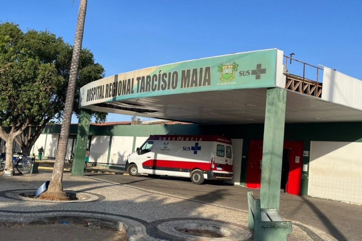 Mulher descobre gravidez ao dar à luz na porta de hospital em Mossoró