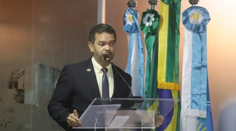 Vereador denuncia custo de obra pública em Mossoró e sugere convocação de empresa