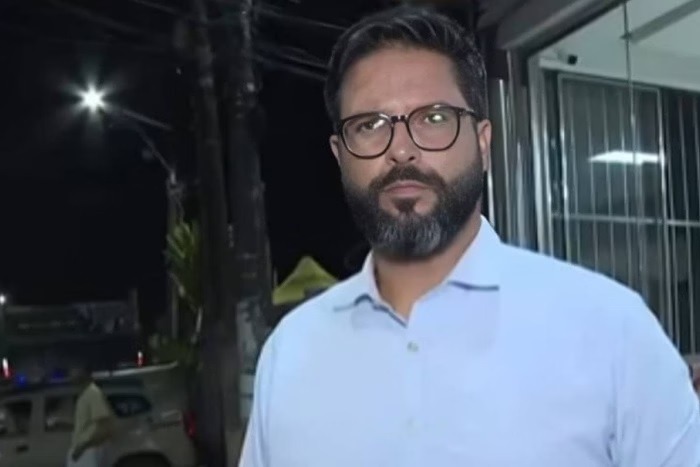VÍDEO: Repórter é surpreendido por tiroteio ao vivo em Salvador