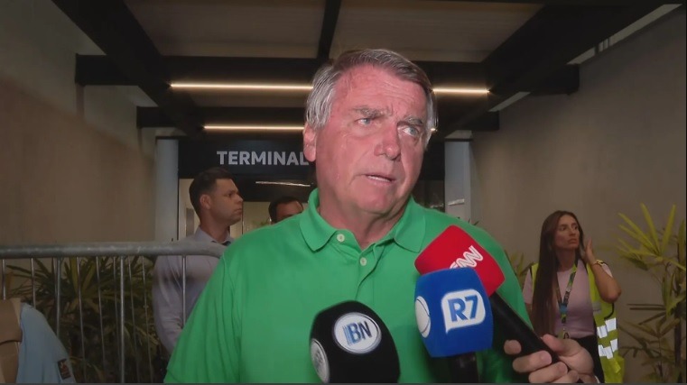 Ao STF, Bolsonaro elenca Tarcísio, Mourão e outros 11 como testemunhas