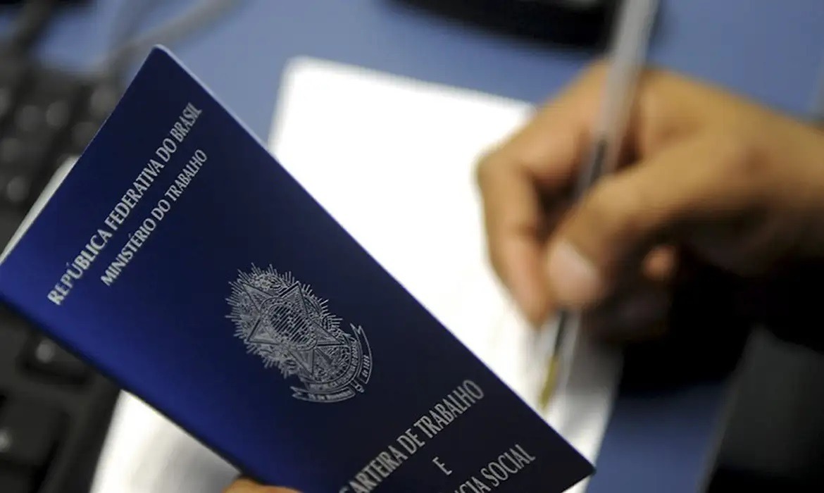 SINE/RN oferece 135 vagas de emprego nesta sexta-feira; veja como concorrer