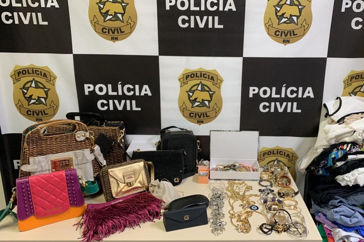 Empregada doméstica suspeita de furtar bens avaliados em R$ 400 mil é alvo de operação da polícia em Natal