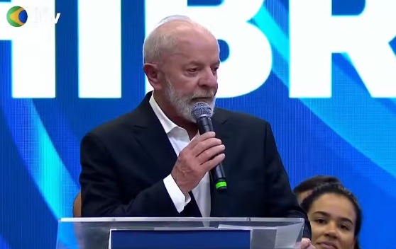 58% dos brasileiros não confiam no presidente Lula, aponta pesquisa