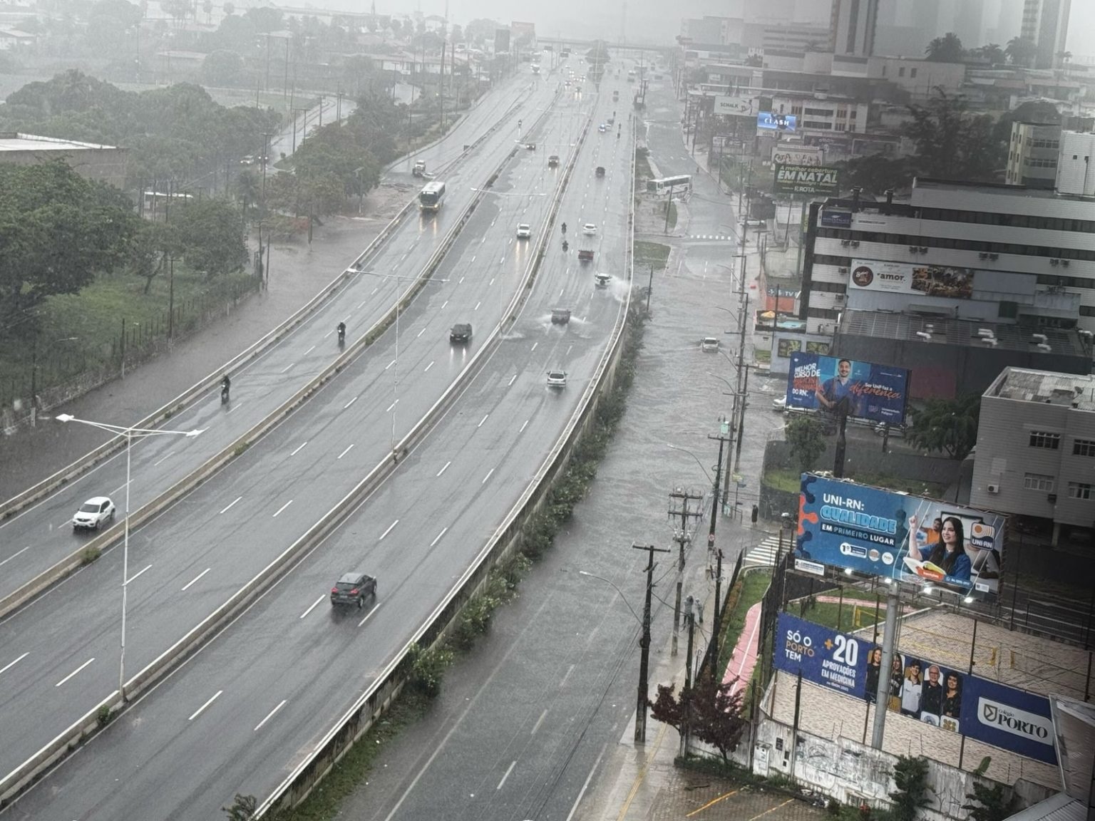Natal registra mais de 100 milímetros de chuvas em 6 horas, aponta Cemaden