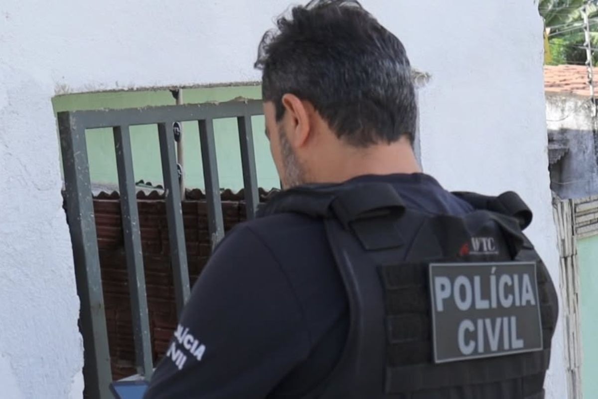 Homem é preso em flagrante por tortura e tentativa de feminicídio na Zona Norte de Natal
