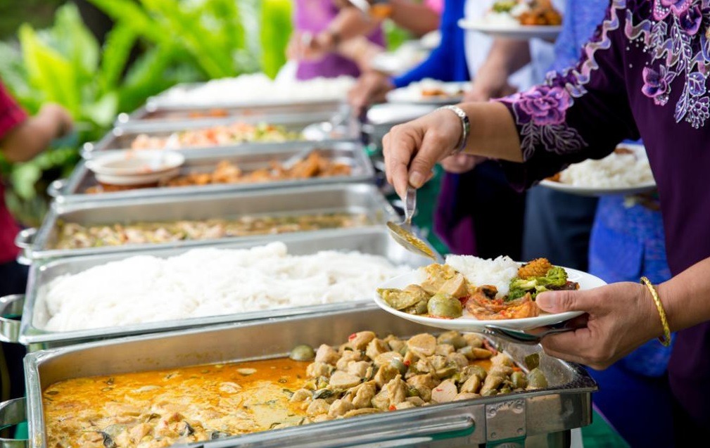 Preço médio da refeição em Natal é R$ 82,78 (kg); variação chega a 132%