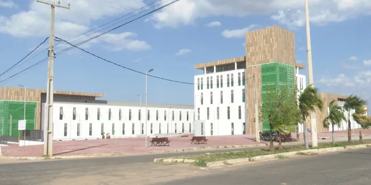 Hospital da Mulher vai suspender cirurgias pediátricas por atraso em pagamentos