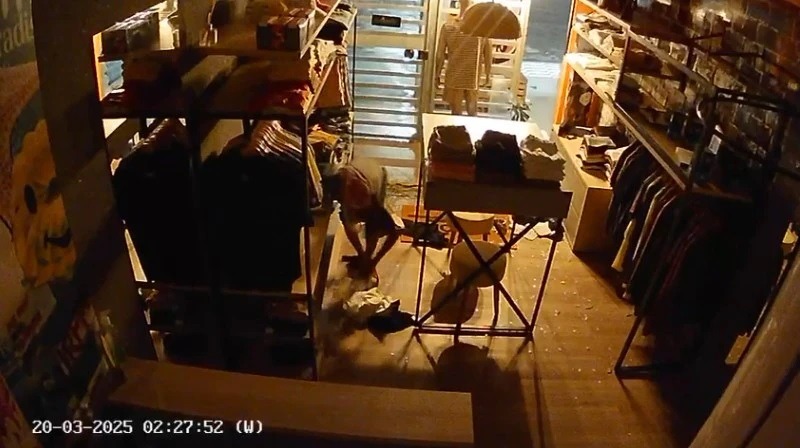 Suspeitos de furtar loja de roupa são presos no interior do RN