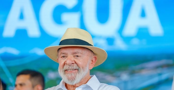 Governo federal já arrecadou mais de R$ 900 bi de impostos em 2025