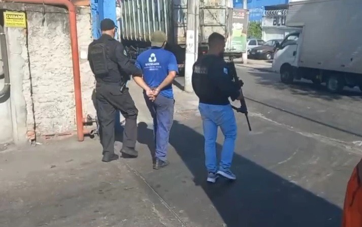 Polícia prende suspeitos de homicídios no RN que se escondiam em favela no Rio de Janeiro