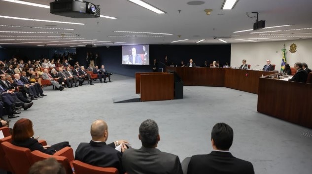 Julgamento por tentativa de golpe pode ir ao plenário do STF em caso de discordância na 1ª Turma