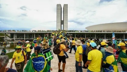 542 condenados do 8 de janeiro cumprem medidas alternativas, diz STF