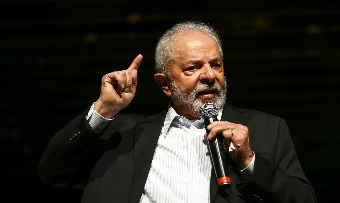 Rejeição a Lula sobe no Nordeste, única região onde venceu Bolsonaro