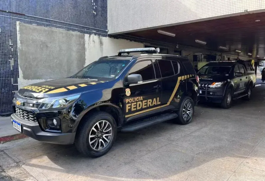 Operação em Natal mira ex-policiais acusados de escoltar cigarros contrabandeados e atacar policiais e agentes da Receita