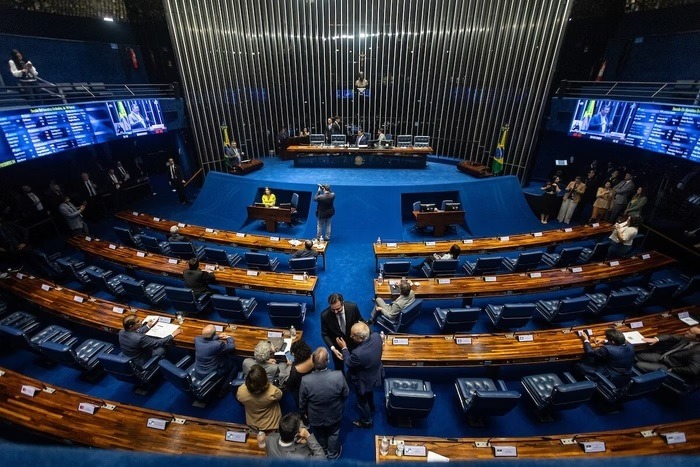 Após PL da Reciprocidade, PEC volta a unir petistas e bolsonaristas