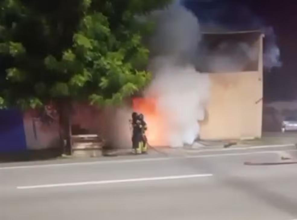 Incêndio destrói marcenaria em Mossoró